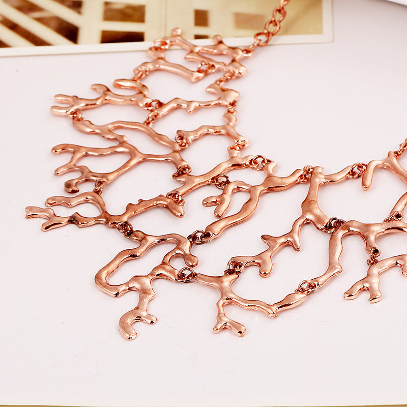 Classic luxury hollow humanoid Art Deco Style Necklace